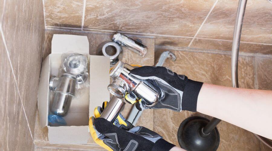Expert Emergency Roof Repairs services in Gillespie, IL